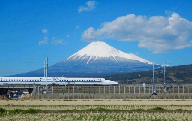 N700Aと富士山