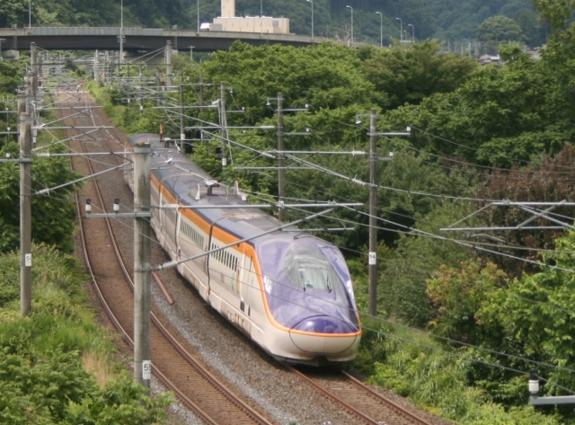山形新幹線E8系